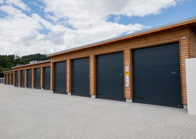 Garagengebäude in Bestwig