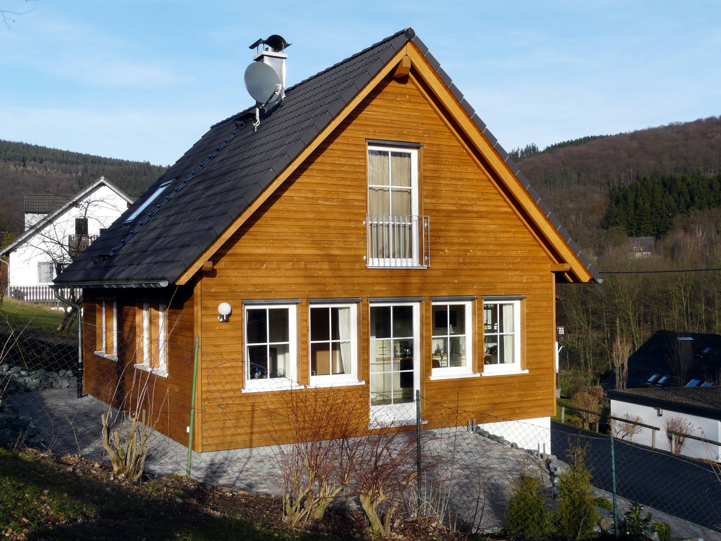 Straßenansicht Haus Müller mit Satteldach